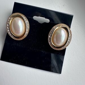 Christian Dior: Oval Shaped Pearl Crystal Earrings, gold color